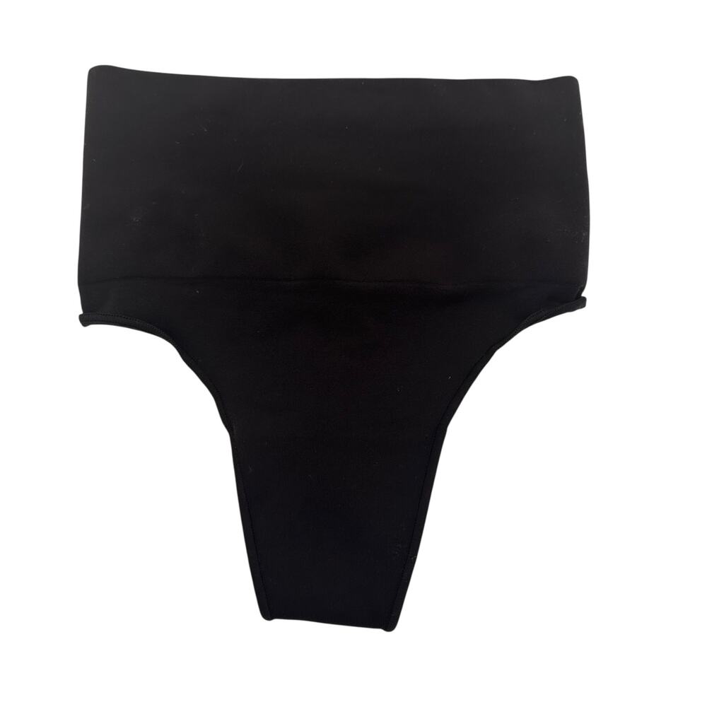 Skims Core Control Thong Black Onyx NWOT Size Small/Medium